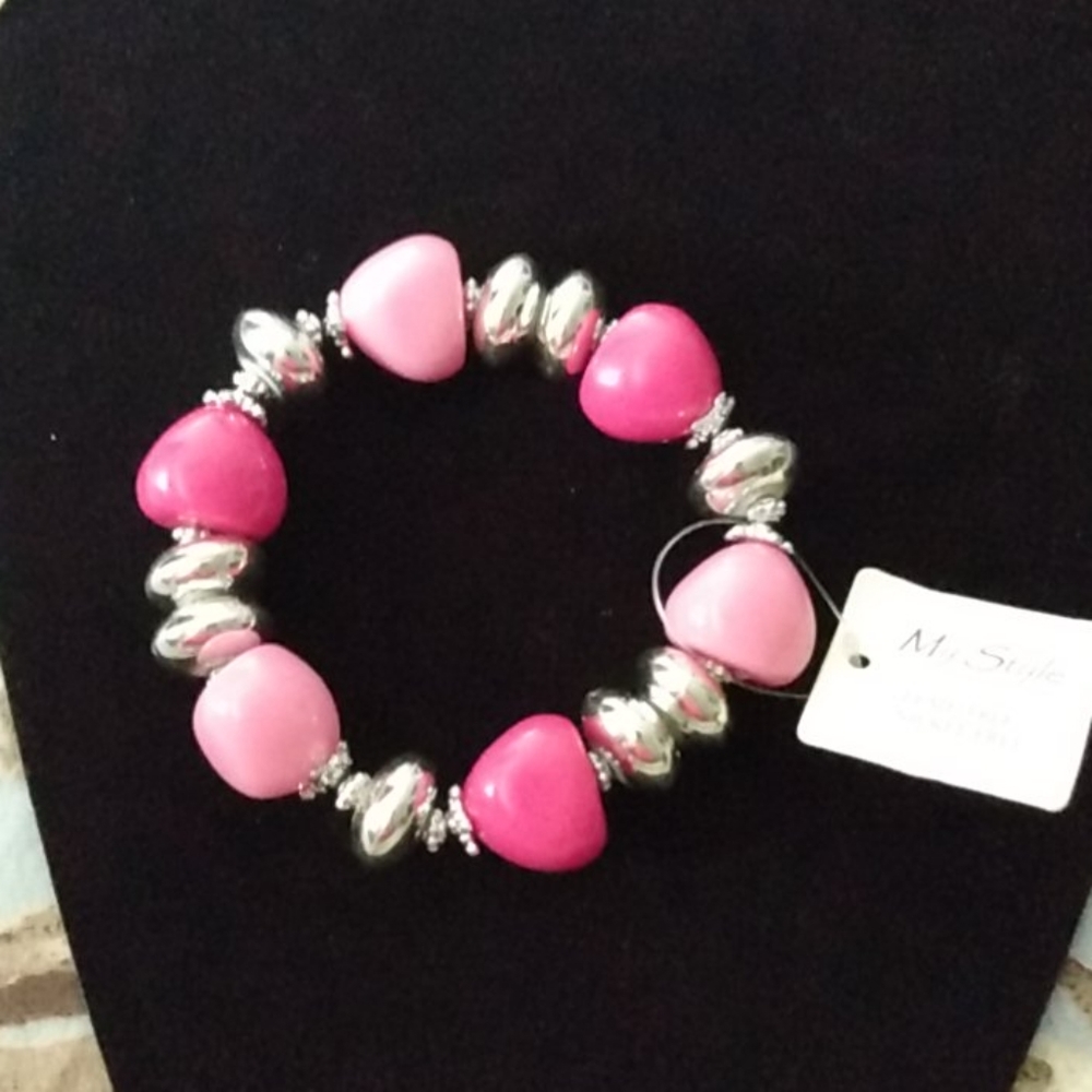 Nwt stretchy bracelet